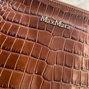 MaxMara Tan Crocodile-Embossed
Zippered credit card/money pouch